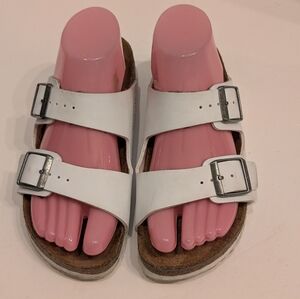 Birkenstock Arizona Birko-Flor Sandals White Size EU 36  Women's 5-5.5 US